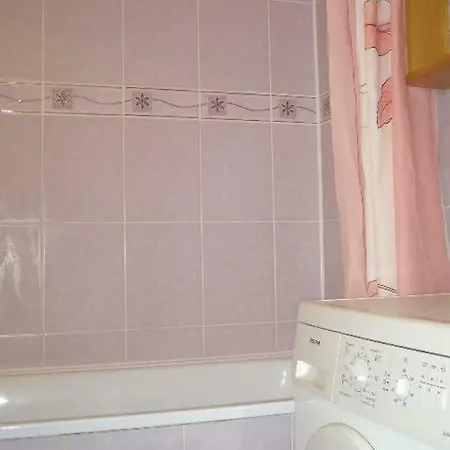 Comfortable Apartments In Centre With 3 Bedrooms Rivne Exterior photo