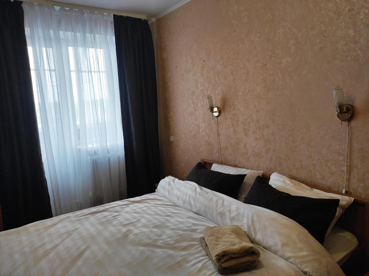 Apartment Comfortable In Centre With 3 Bedrooms Rivne