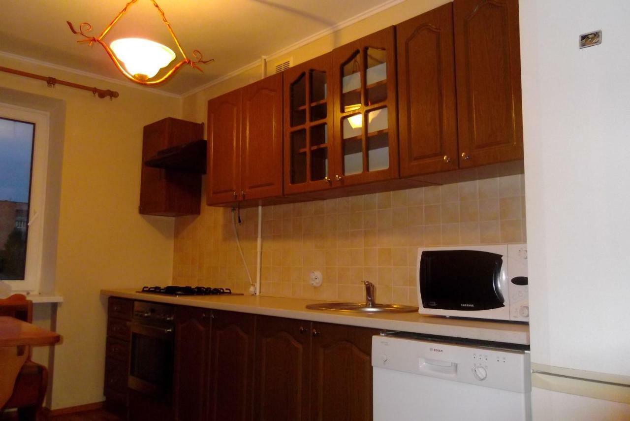 Comfortable In Centre With 3 Bedrooms Rivne